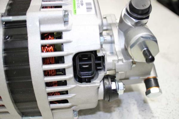 ALTERNATEUR OPEL - Vue 4